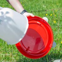 Kunststoff Geflügeltränke COMBO 6 Liter – Rot mit Bajonettverschluss